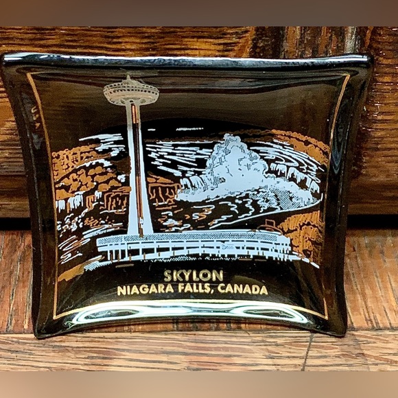 Vintage Brown Blown Glass Skylon Tower Niagara Falls Canada Trinket Coin Dish - Picture 16 of 16